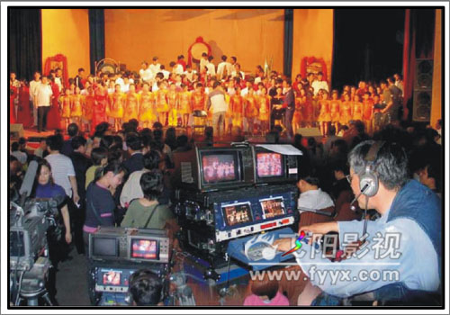 武汉多机位、年会、现场导播、切换台、联欢会、答谢宴会摄像(图3)
