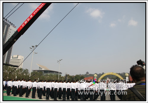 湖北省暨武汉市纪念辛亥革命100周年缅怀英烈祭奠仪式(图4)