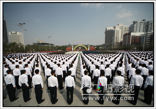 湖北省暨武汉市纪念辛亥革命100周年缅怀英烈祭奠仪式(图6)