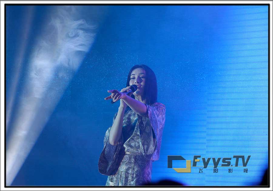高清摄影摄像记录万达SOHO公馆携手尚雯婕共同见证奢装样板间全球公开！(图5)